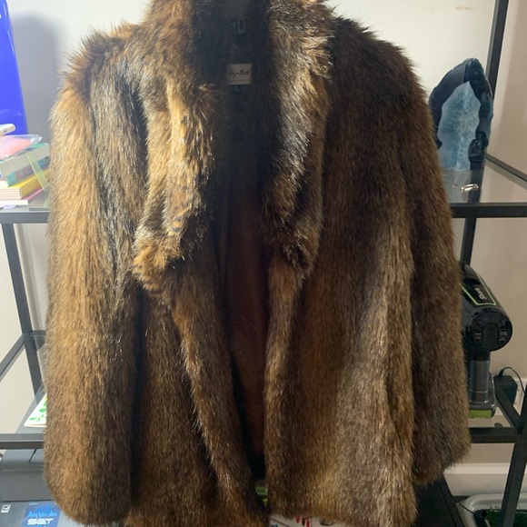 Ruby + Ed Faux Mink Coat - GREAT GIFT! - Picture 2 of 5